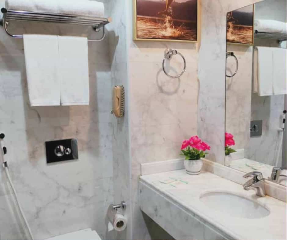 2f8803b5-b043-4746-8670-331038d7f8a6